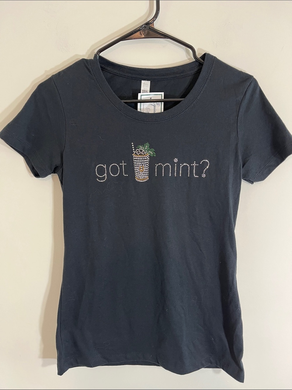 Kentucky derby Got Mint? T shirt NWT Medium